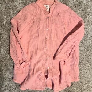 Aerie Light Pink Beach button down